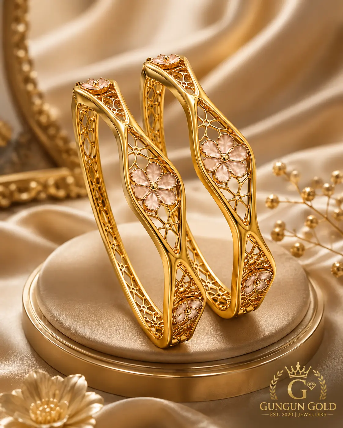 Dubai gold churi